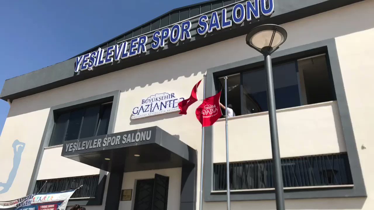 Yeşilevler Kapalı Spor Salonu